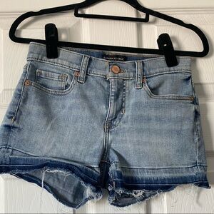 Banana Republic Mid-Rise Raw Hem‎ Shorts Size 24